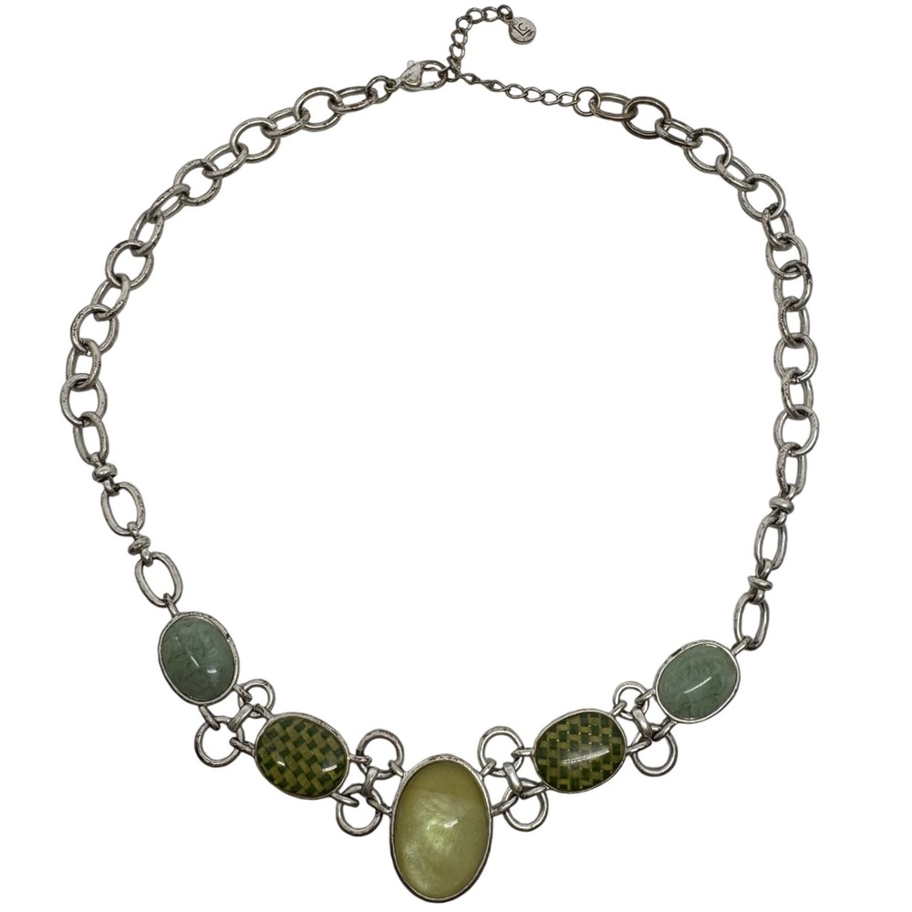 Liz Claiborne Silver Tone Statement Necklace Green‎ Stone Oval Pendant Bib Style